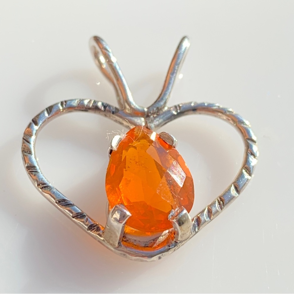 12.4ct Natural Facetted Opal .925 Sterling Silver Pendant - Picture 16 of 17